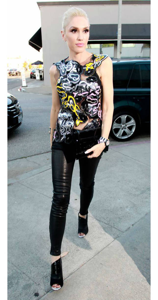 gwen-stefani-west-hollywood-street-style-wenn__width_580