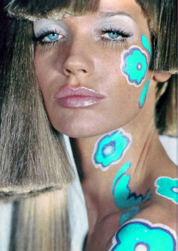 azul serenidad Veruschka Hippie Makeup