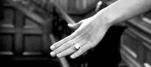 anillos-compromiso-bodas-la-vista-lo-quiero-gif