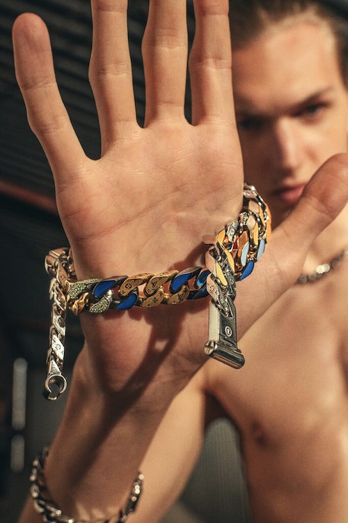 Estos son los accesorios (y joyas) masculinos de Louis Vuitton que