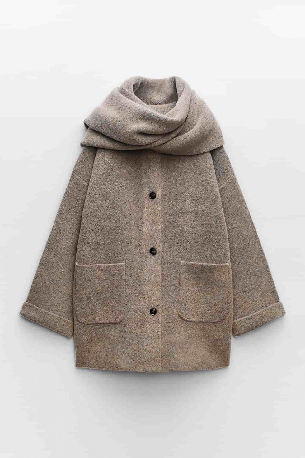 El abrigo-bufanda de Zara