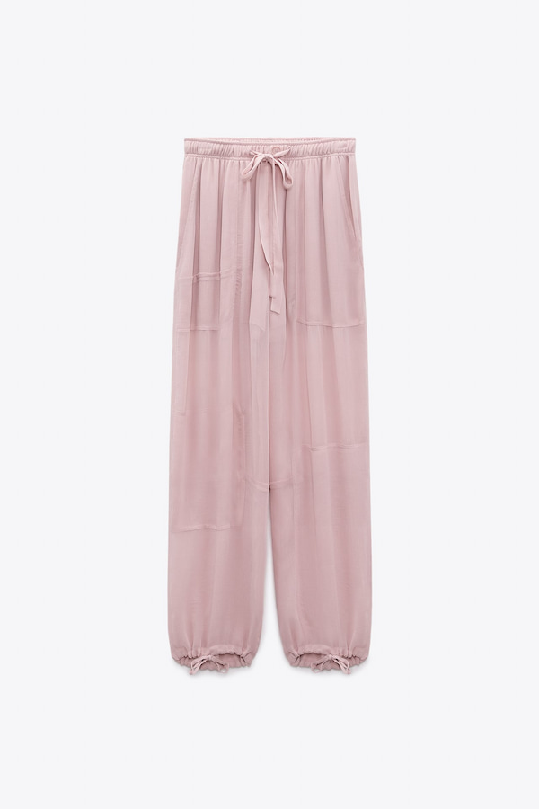 Pantalón rosa pastel de Zara