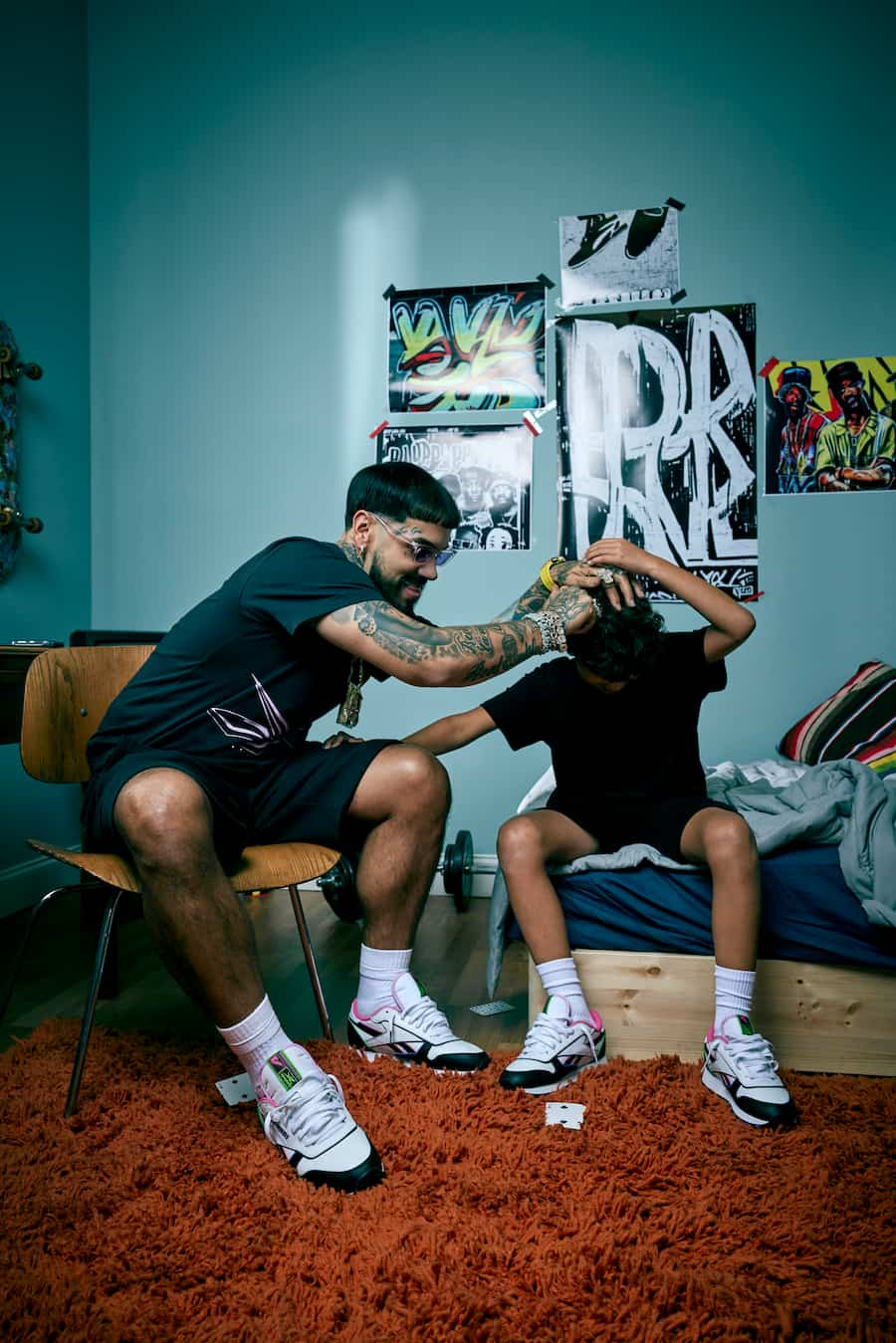 Reebok se une a Anuel AA