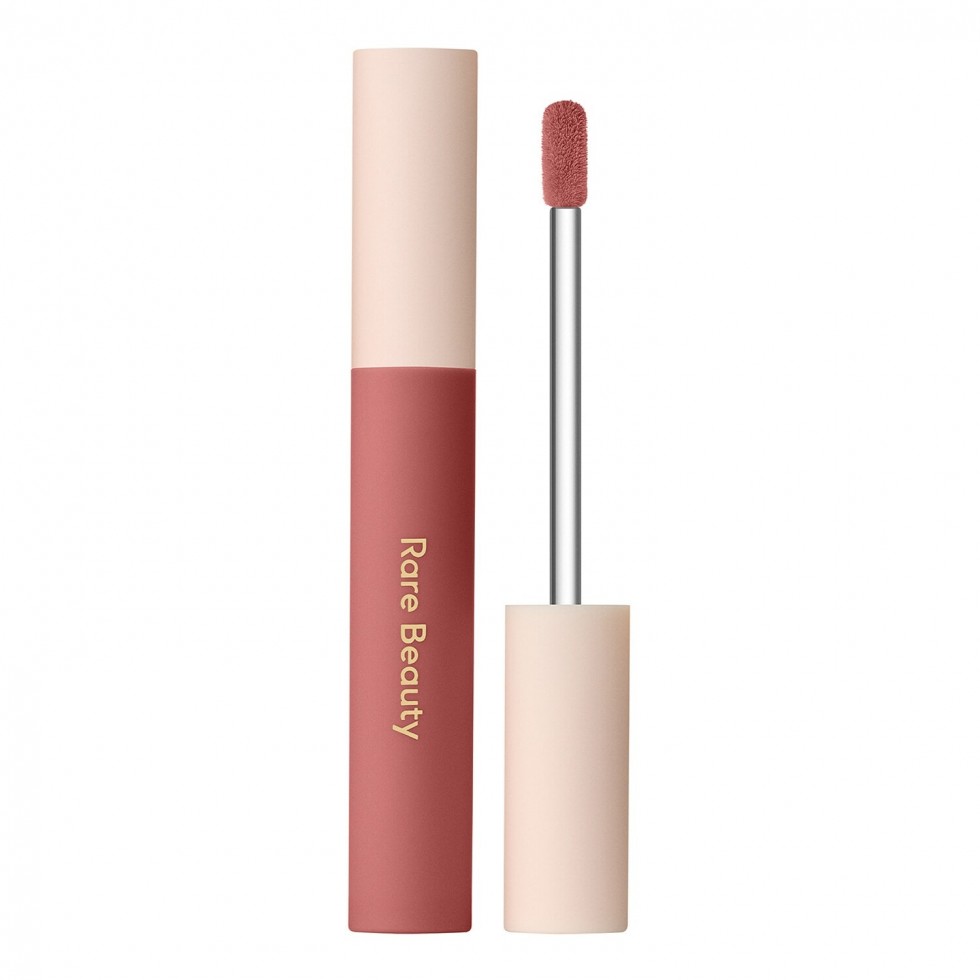 Labial mate de Rare Beauty