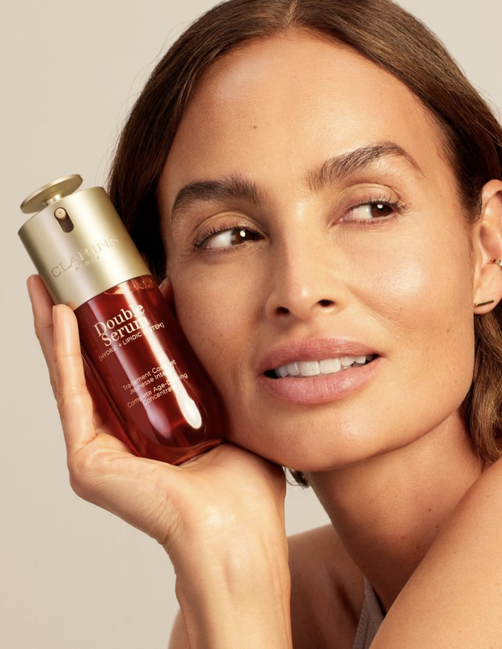 Todo lo que te interesa saber acerca del nuevo DOUBLE SERUM de Clarins