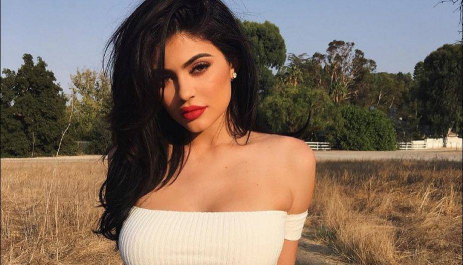 Kylie Jenner Y Otras Famosas Que Lograron Camuflar Su Embarazo Vanidad