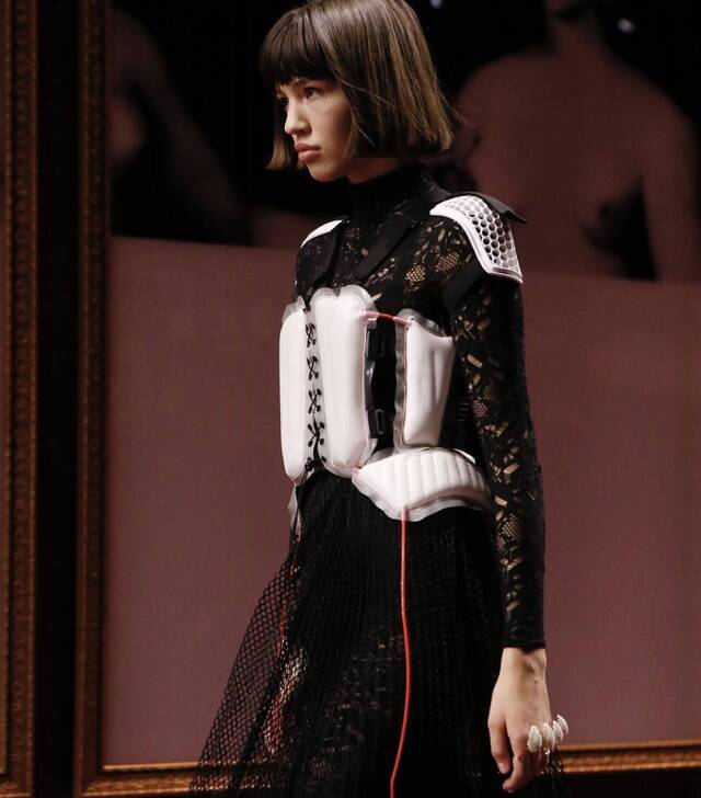 Imagen: Desfile de la colección Ready-to-Wear Otoño-Invierno 2022-2023 de Dior. Cortesía de la marca