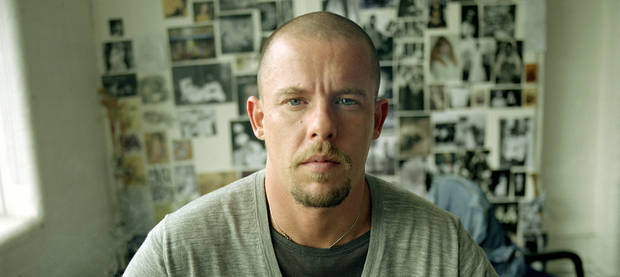 20-cosas-que-no-sabías-sobre-alexander-mcqueen-02