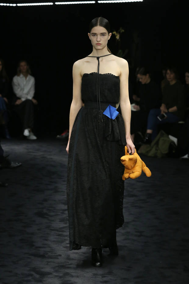 loewe pfw