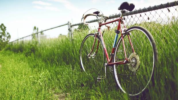 4-claves-para mantener-tu-cuerpo-en-vacaciones-bicicleta