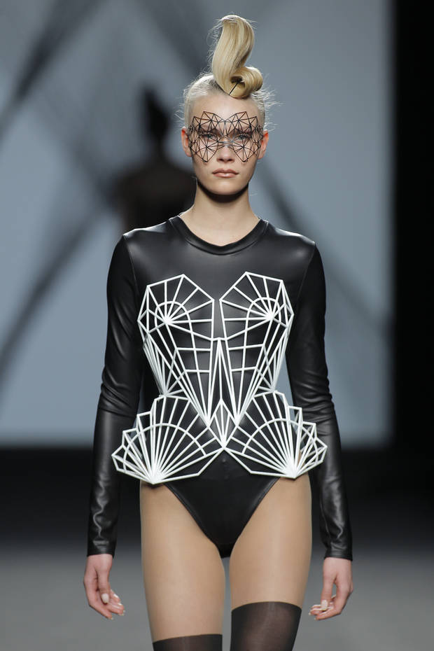 maya hansen 50 sombras mas oscuras 4
