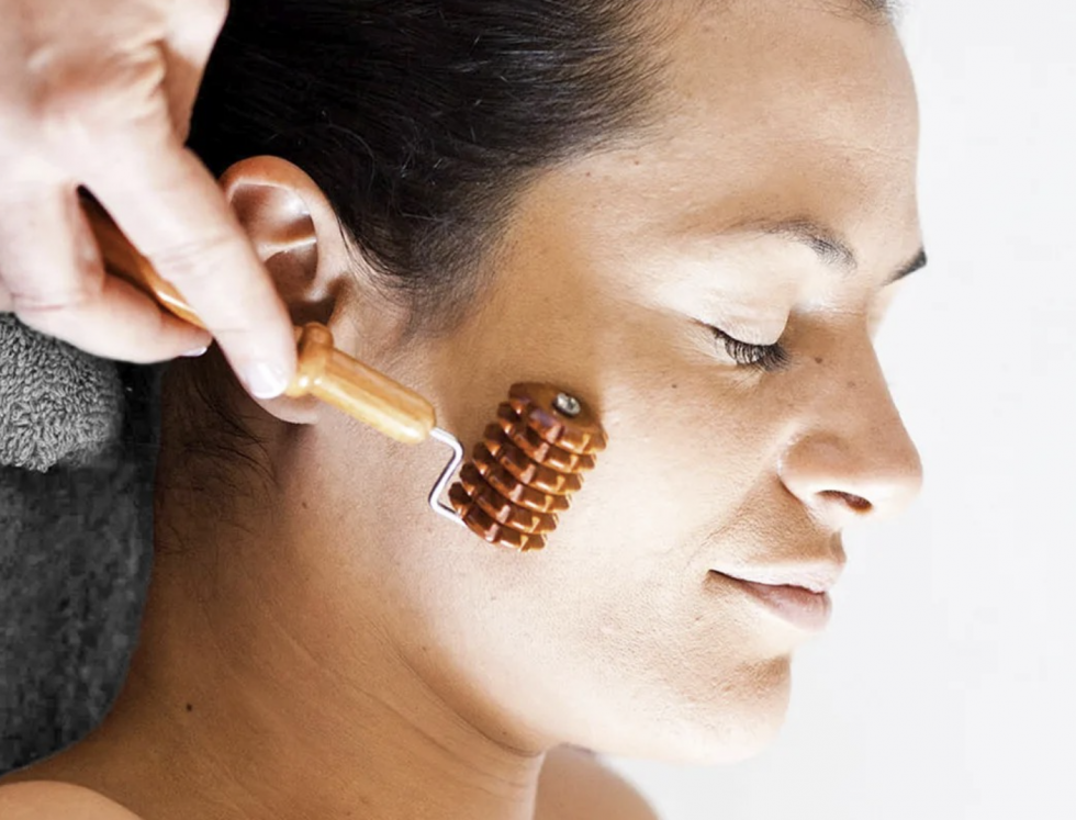 Holistic Wood Facial, de The Secret Lab