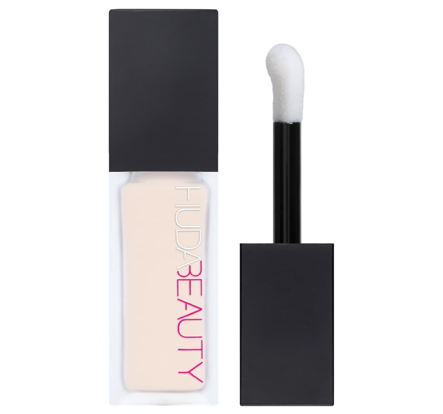 Vanidad_Eyeliners_transparentes_la_nueva_tendencia_que_se_ha_hecho_viral_en_tik_tok_te_contamos_todos_los_trucos_1