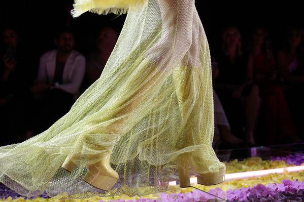 Twitter @Versace