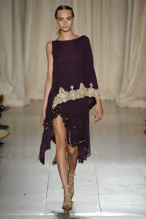 cara-delevingne-deja-pasarelas-vanidad-4