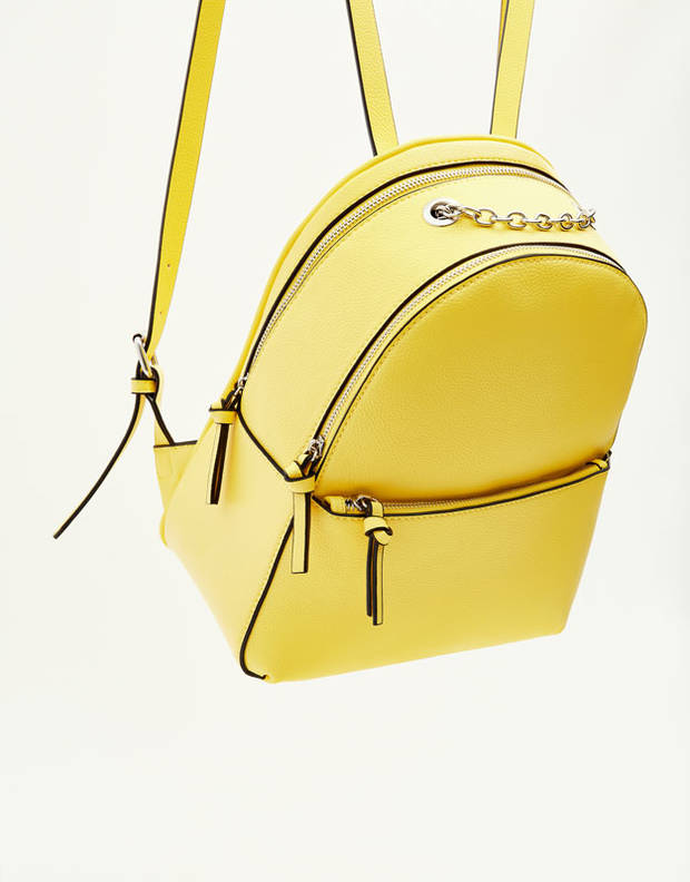 Colores amarillo pull and bear
