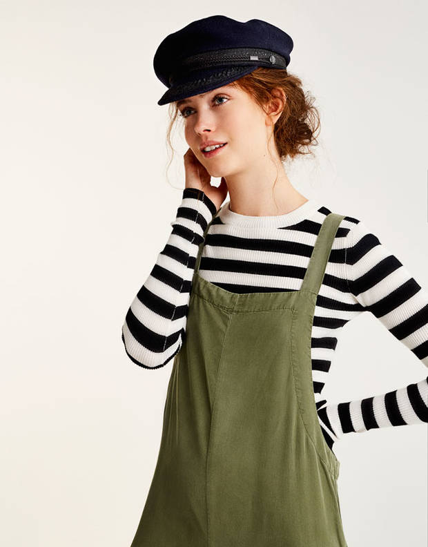 Colores caqui pull and bear