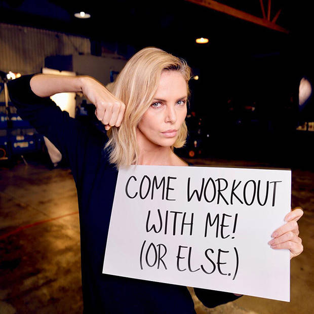 derechos-de-la-mujer-charlize-africa