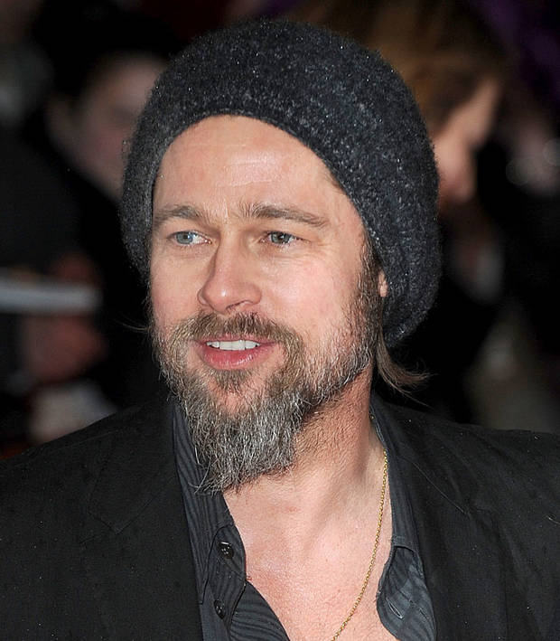 famosos que nos hacen sentir mayores vanidad brad pitt