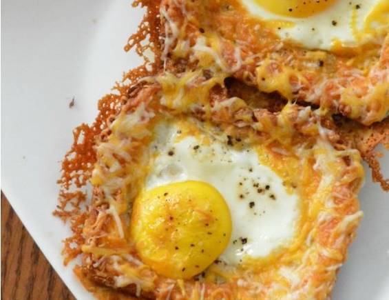 foodie vanidad tostada queso y huevo