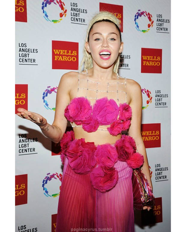 MILEY CYRUS