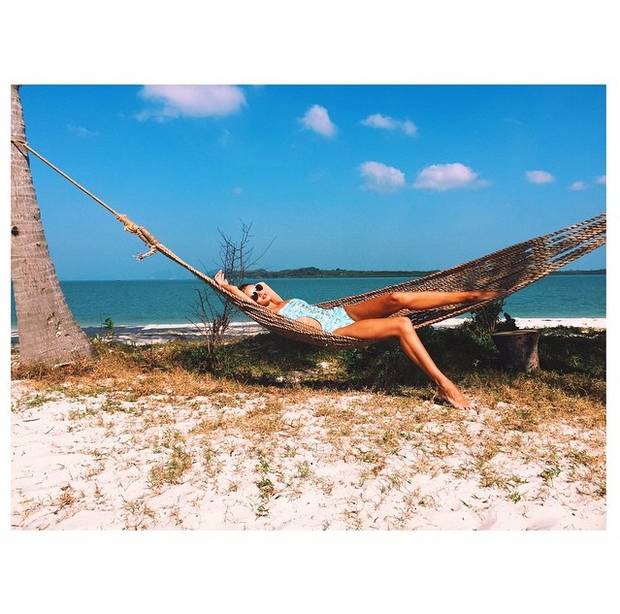 Instagram @rosiehw