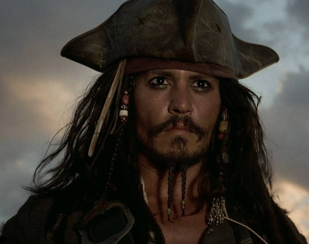 Johnny Depp transformado en su alter ego pirata: Jack Sparrow.