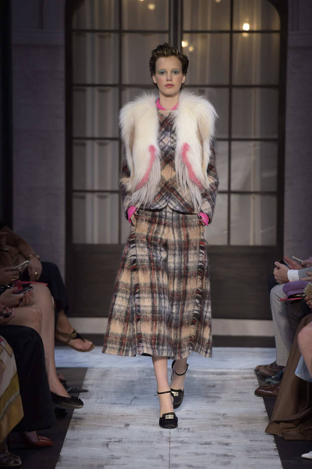 Look 12