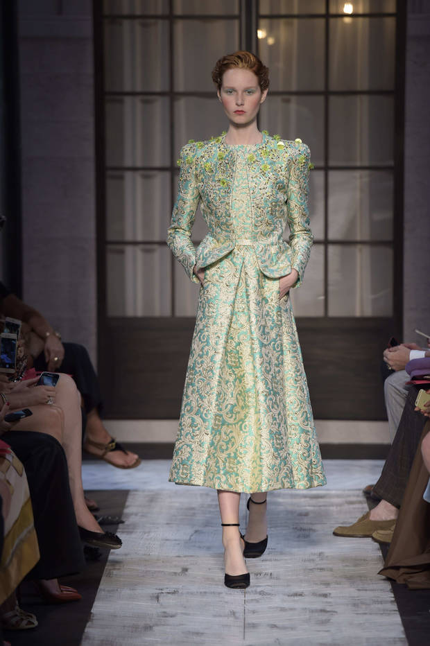 Look 18