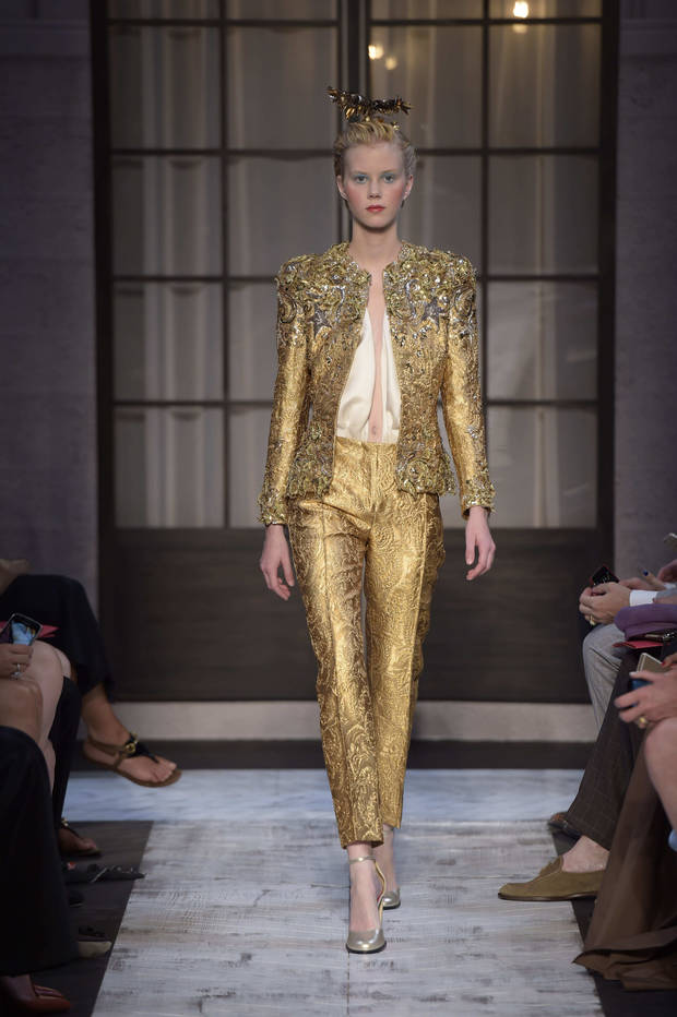 Look 25