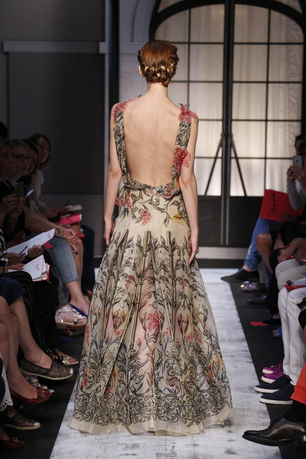 Look 30back