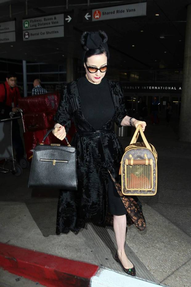 los looks mas impactantes de la semana dita-von-teese