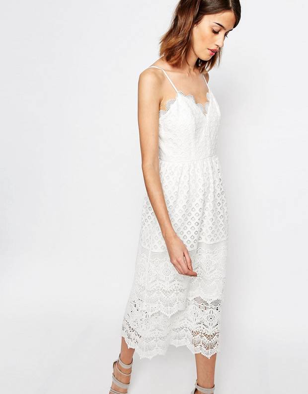 Los_vestidos_blancos_son_para_el_verano_asos