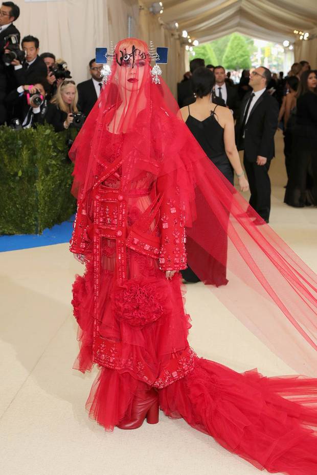 met_gala_2017_Katy Perry_John Galliano para Maison Margiela