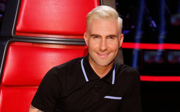 peinados hombre vanidad adam levine