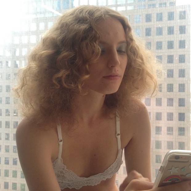 petra_collins_it_girl_polemica_01