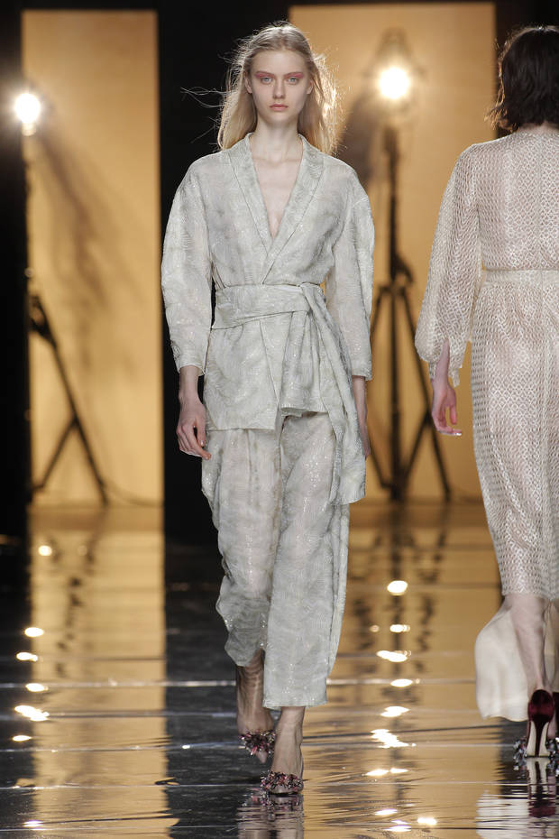 tres-looks-de-duyos-para-el-fondo-de-armario-perfecto-03