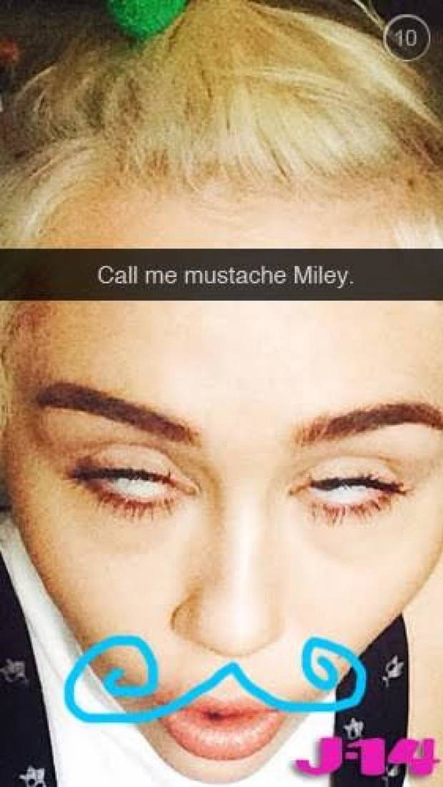 Snapchat y Periscope. Las nuevas redes sociales que los famosos adoran Miley Cyrus 2