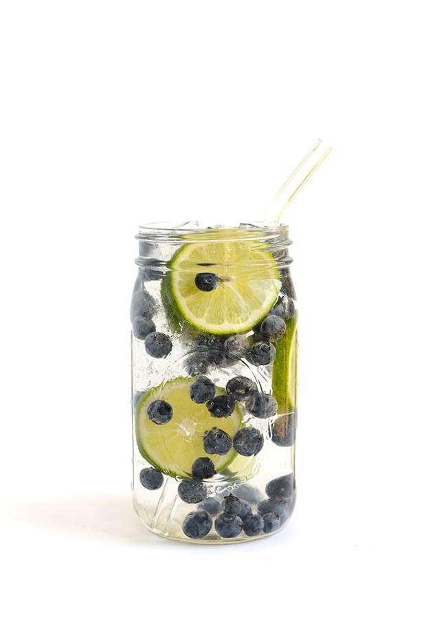 agua_frutas_detox_vanidad_1