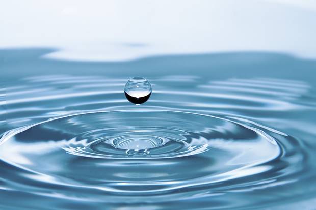 alerta-detox-compensa-excesos-tras-verano-eat-clean-agua