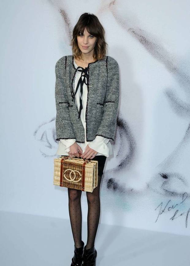 bolso_mimbre_alexa_chung_chanel