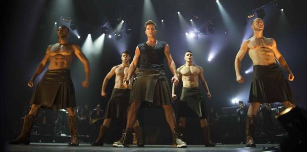 chicos-con-faldas-y-a-lo-loco_imagen3_3
