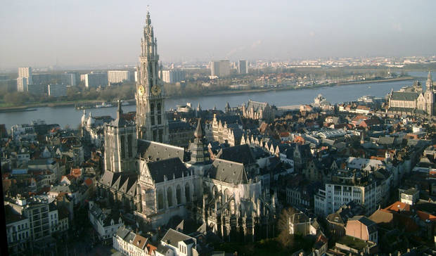 ciudades-turismo-bicicleta-europa-amberes