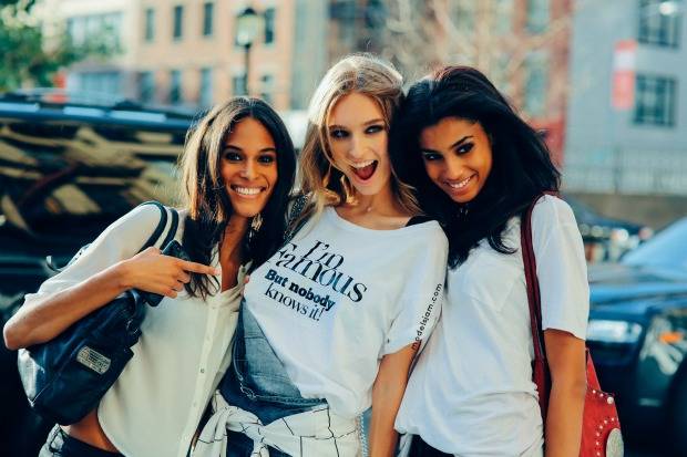 cuando-la-moda-pie-calle-se-equipara-la-pasarela-pier-models-jam