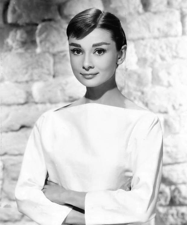 fashion_quotes_las_mejores_frases_del_mundo_de_la_moda_audrey_hepburn