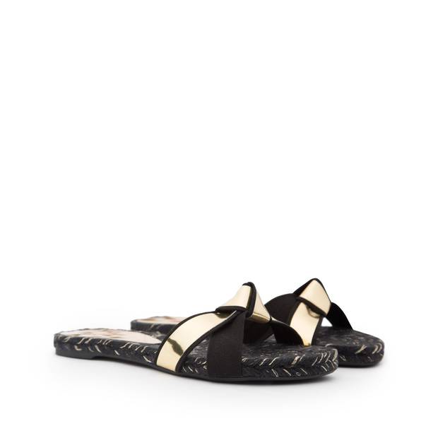 lo-must-glam-las-15-sandalias-fetiche-este-verano-castañer