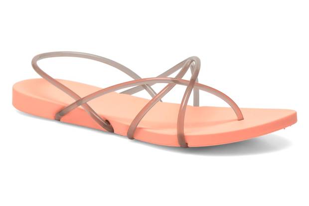 lo-must-glam-las-15-sandalias-fetiche-este-verano-ipanema