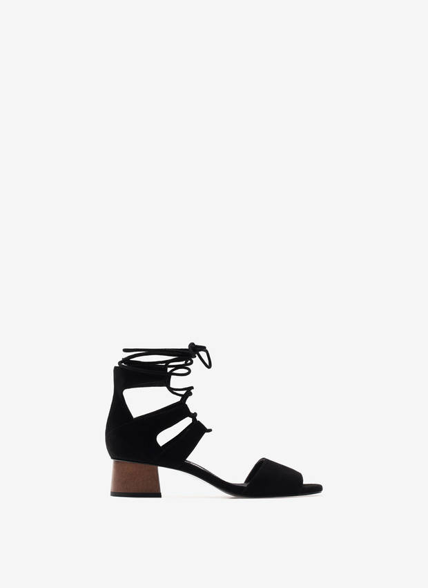 lo-must-glam-las-15-sandalias-fetiche-este-verano-uterque