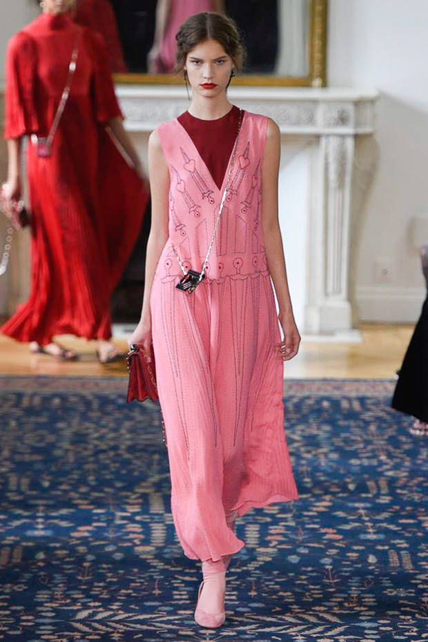 paris_fashion_week_looks_amancio_valentino_