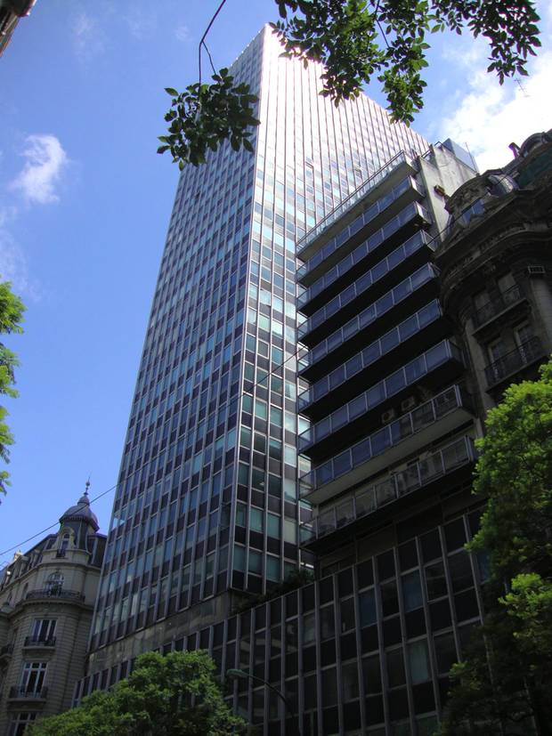 Paseo verano por Buenos Aires_moderna_torre brunetta